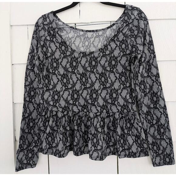 Lily Rose Women's Size Medium Top ~ Floral Print Scoop Neck Long Sleeve Peplum - Picture 1 of 8